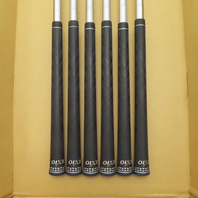 【中古ゴルフクラブ】ダンロップ　XXIO　ゼクシオ(2018) アイアン N.S.PRO 870GH DST for XXIO　シャフト：N.S.PRO 870GH DST for XXIO
