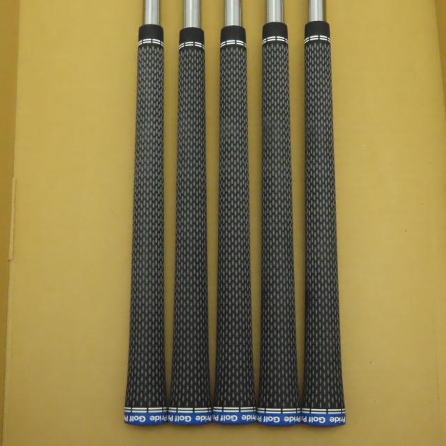 【中古ゴルフクラブ】テーラーメイド　Taylor Made　Qi アイアン N.S.PRO 820GH　シャフト：N.S.PRO 820GH