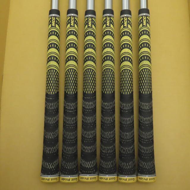 【中古ゴルフクラブ】タイトリスト　T SERIES　T350(2023) アイアン N.S.PRO 880 AMC　シャフト：N.S.PRO 880 AMC