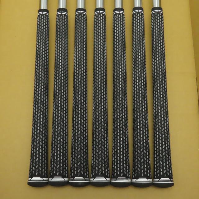 【中古ゴルフクラブ】コブラ　KING　キング TOUR アイアン N.S.PRO MODUS3 TOUR 115　シャフト：N.S.PRO MODUS3 TOUR 115