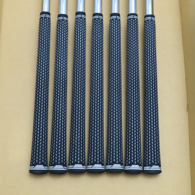 【中古ゴルフクラブ】コブラ　KING　キング TOUR アイアン N.S.PRO 950GH neo　シャフト：N.S.PRO 950GH neo