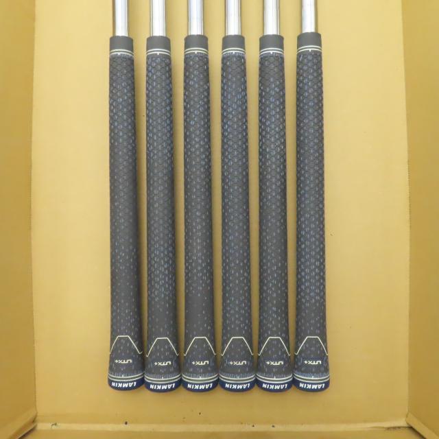 【中古ゴルフクラブ】コブラ　KING　キング CB/MB ブラック アイアン N.S.PRO MODUS3 TOUR 110　シャフト：N.S.PRO MODUS3 TOUR 110