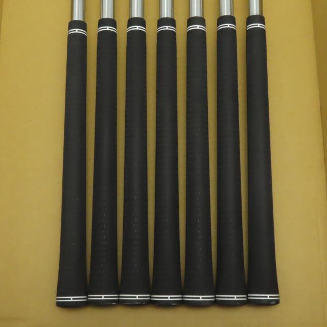 【中古ゴルフクラブ】ダンロップ　XXIO　ゼクシオ イレブン(レッド) アイアン N.S.PRO 950GH　シャフト：N.S.PRO 950GH