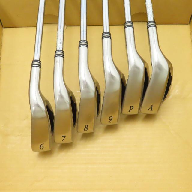 【中古ゴルフクラブ】ダンロップ　XXIO　ゼクシオ(2018) アイアン N.S.PRO 870GH DST for XXIO　シャフト：N.S.PRO 870GH DST for XXIO