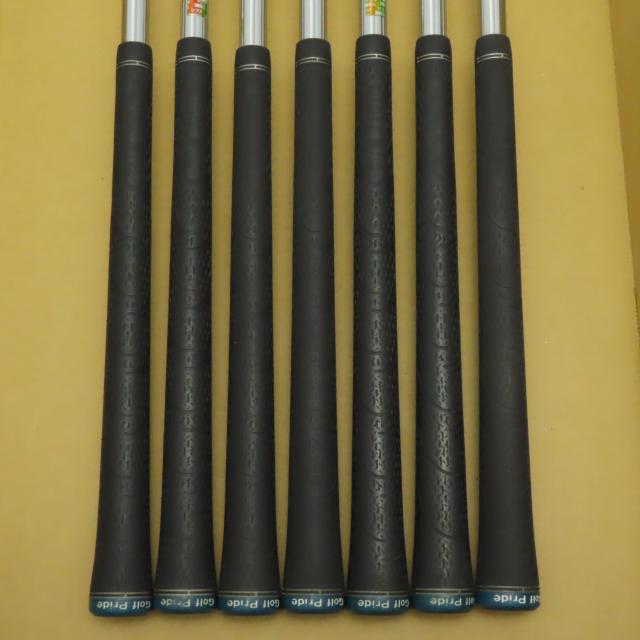 【中古ゴルフクラブ】キャロウェイゴルフ　ROGUE　ローグ スター アイアン N.S.PRO ZELOS 7　シャフト：N.S.PRO ZELOS 7