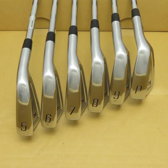【中古ゴルフクラブ】ブリヂストン　BRIDGESTONE GOLF　241CB アイアン N.S.PRO MODUS3 TOUR 120　シャフト：N.S.PRO MODUS3 TOUR 120
