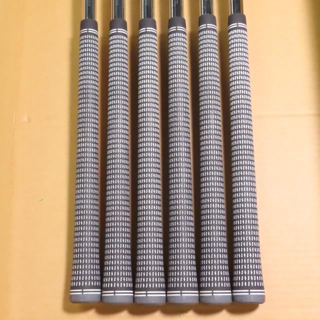 【中古ゴルフクラブ】ブリヂストン　BRIDGESTONE GOLF　221CB アイアン N.S.PRO MODUS3 TOUR 115　シャフト：N.S.PRO MODUS3 TOUR 115