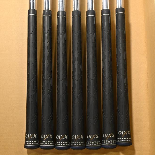 【中古ゴルフクラブ】ダンロップ　XXIO　ゼクシオ(2018) アイアン N.S.PRO 870GH DST for XXIO　シャフト：N.S.PRO 870GH DST for XXIO