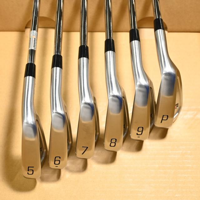 【中古ゴルフクラブ】ブリヂストン　BRIDGESTONE GOLF　221CB アイアン N.S.PRO MODUS3 TOUR 105　シャフト：N.S.PRO MODUS3 TOUR 105