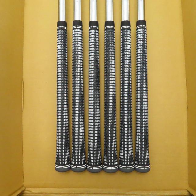 【中古ゴルフクラブ】ブリヂストン　BRIDGESTONE GOLF　221CB アイアン N.S.PRO MODUS3 TOUR 105　シャフト：N.S.PRO MODUS3 TOUR 105