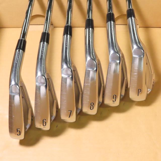 【中古ゴルフクラブ】ダンロップ　SRIXON　スリクソン ZX7 アイアン N.S.PRO 950GH DST　シャフト：N.S.PRO 950GH DST