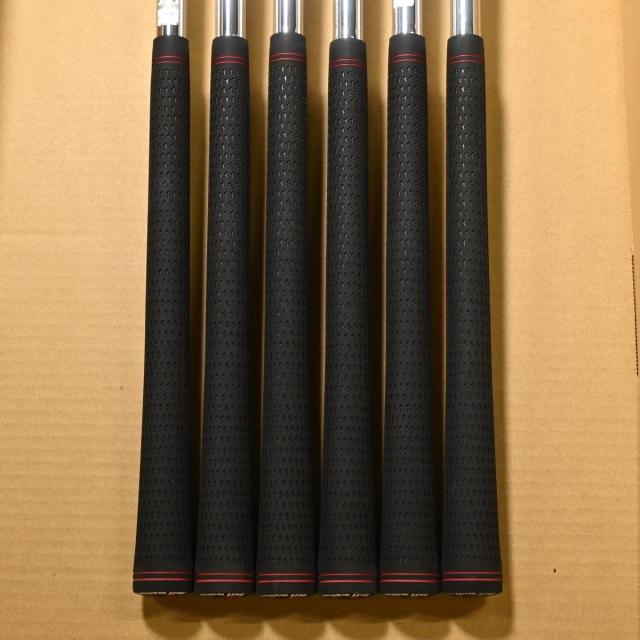 【中古ゴルフクラブ】オノフ　AKA　オノフ AKA(2024) アイアン N.S.PRO 750GH neo　シャフト：N.S.PRO 750GH neo