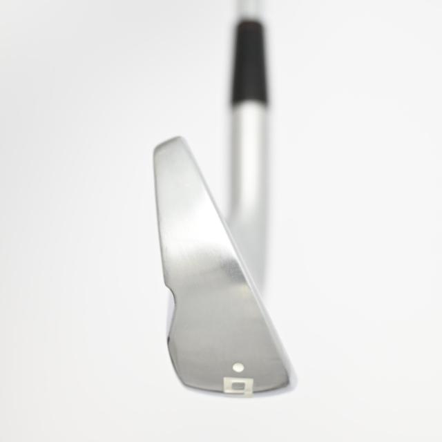 【中古ゴルフクラブ】オノフ　KURO　オノフ フォージド KURO(2021) アイアン N.S.PRO MODUS3 TOUR 105　シャフト：N.S.PRO MODUS3 TOUR…