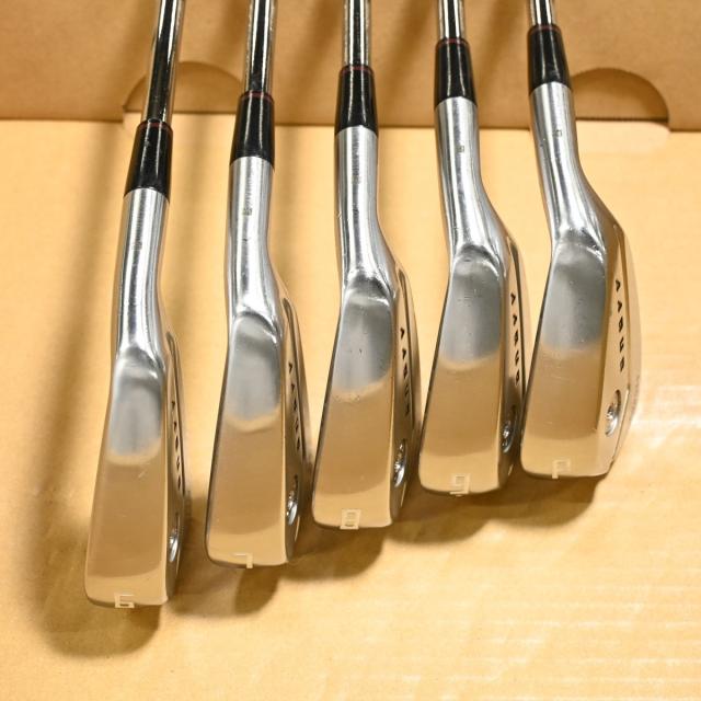 【中古ゴルフクラブ】オノフ　KURO　オノフ フォージド KURO(2021) アイアン N.S.PRO MODUS3 TOUR 105　シャフト：N.S.PRO MODUS3 TOUR…