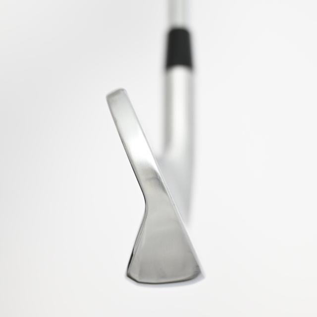 【中古ゴルフクラブ】ブリヂストン　BRIDGESTONE GOLF　241CB アイアン N.S.PRO MODUS3 TOUR 105　シャフト：N.S.PRO MODUS3 TOUR 105