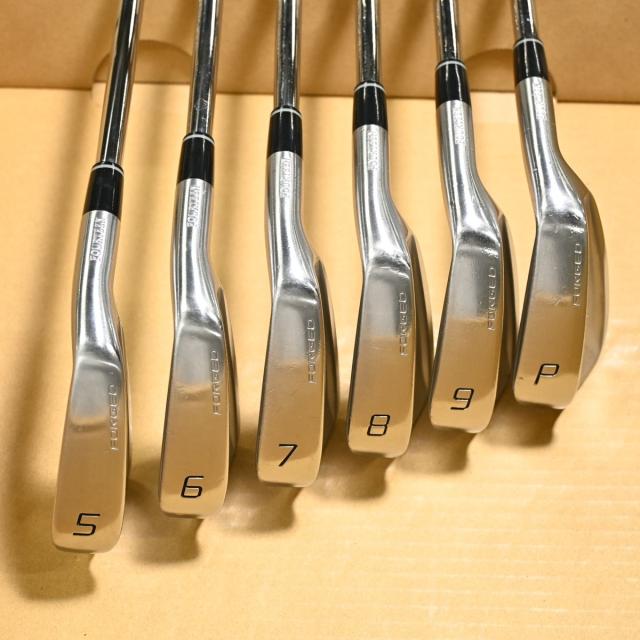 【中古ゴルフクラブ】フォーティーン　FOURTEEN　TB-5 FORGED アイアン N.S.PRO MODUS3 TOUR 105　シャフト：N.S.PRO MODUS3 TOUR 105