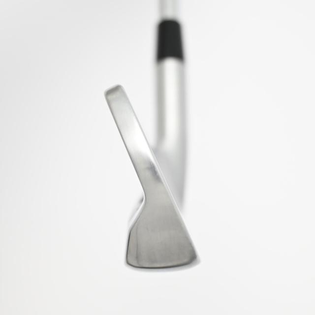 【中古ゴルフクラブ】ブリヂストン　BRIDGESTONE GOLF　221CB アイアン N.S.PRO MODUS3 TOUR 120　シャフト：N.S.PRO MODUS3 TOUR 120