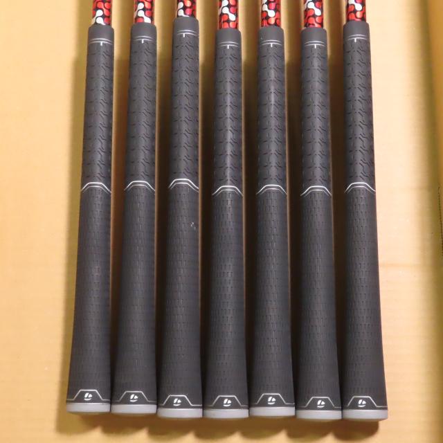 【中古ゴルフクラブ】テーラーメイド　M4　M4(2021) アイアン ATMOS RED 6　シャフト：ATMOS RED 6_7