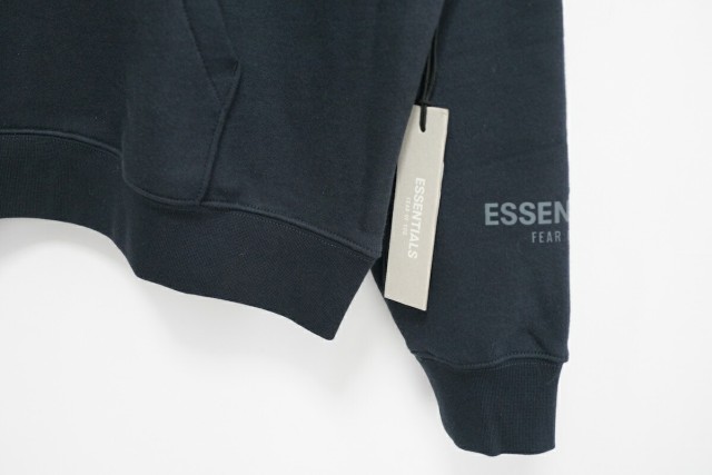FOG ESSENTIALSFRONT LOGO HOODIE フォグ エッセンシャル フロントロゴ パーカー ダークネイビー Sサイズ【中古】新古品の通販は