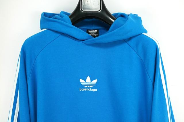 【BALENCIAGA】Large Fit Hoodie ラージフィット フーディー BALENCIAGA Large Fit Hoodie ラージフィットフーディ