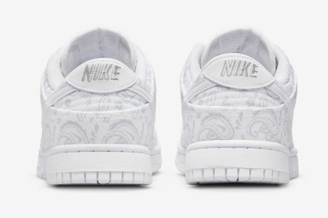 Nike WMNS Dunk Low ESS White Paisley ナイキ ウィメンズ ダンク ロー ESS ホワイト ペイズリー【中古】新古品