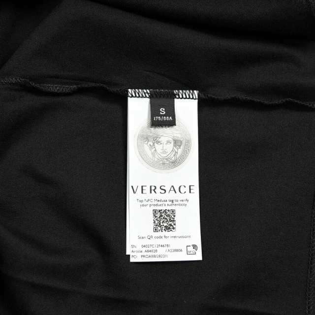 ヴェルサーチェ VERSACE TAYLOR FIT クルーネック Tシャツ 半袖 春夏 メンズ コットン 100% ロゴ刺繍 ブラック S M L XL 《動画配信中》