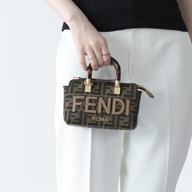 FENDI フェンディ ショルダーバッグ ハンドバッグ バッグ ブラウンFFファブリック ボストンバッグ スモール 8BS067 ANX0 ブラウン ロゴ FF レザー 2WAY ミニバッグ 人気 おすすめ プレゼントの通販は 179,700円