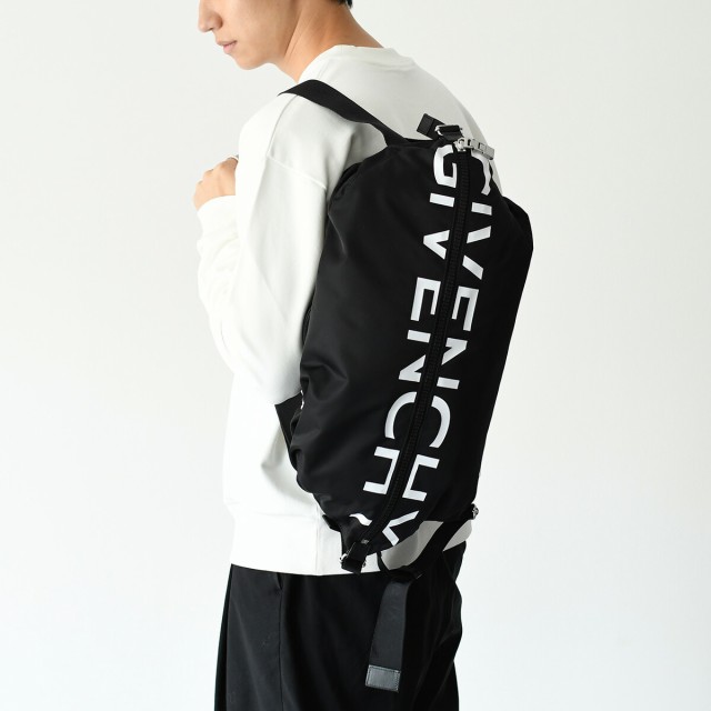 GIVENCHY ジバンシィ バッグ BK50A8K1VF リュック バックパック 4Gナイロン メンズ ブラック 黒 大容量 旅行 通学 スポーツ