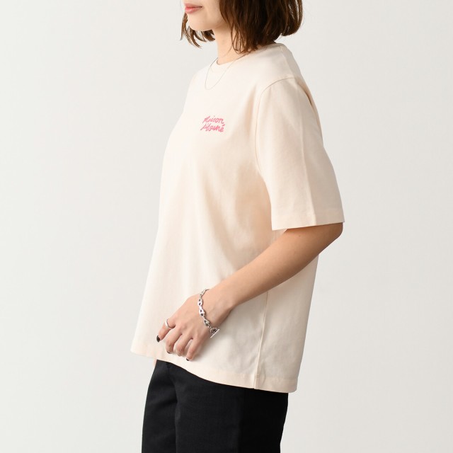 MAISON KITSUNE メゾン キツネ トップス ハンドライティング コンフォート Tシャツ MW00126 KJ0119 レディース ベージュ ホワイト ブラック 半袖 ロゴ クルーネックの通販は
