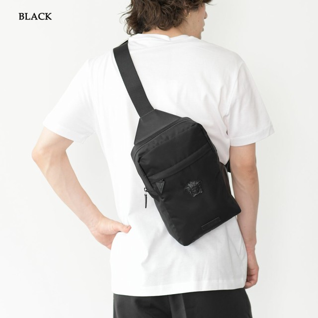 VERSACE ヴェルサーチ バッグ ボディバッグ メデューサクロスボディバッグ 1008551DNY 8MED メンズ BLACK ブラック  メドゥーサ シンプル ワンポイント ショルダーバッグ ロゴ 人気 おすすめ ギフト プレゼント｜au PAY マーケット