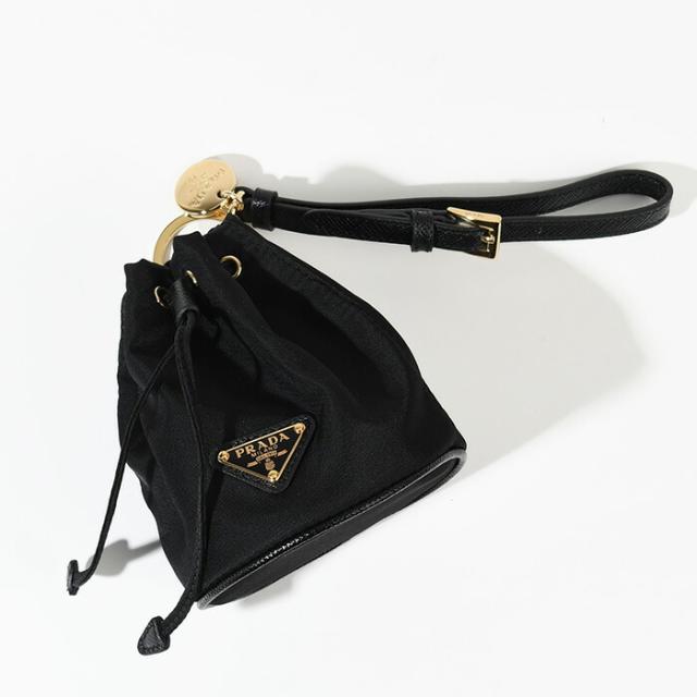 PRADA プラダ キーチャーム キーホルダー リナイロン ミニアイコン Re-Nylon バッグチャーム 1TT202 2DMK レディース ブラック ゴールド トライアングルロゴの通販は