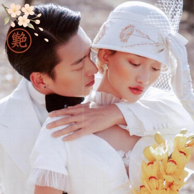 シンプル ライン ウェディングドレス フェミニン 結婚式 プリーツ パフスリーブ パフスリーブ ワンピース パフスリーブワンピース ミモレ ドレス ミモレ丈 ウエディングドレス