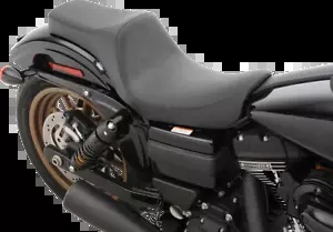 08-17 ハーレー ファット ボブ FXDF プレデター III シート