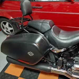 シーシーバー バックレスト 荷物ラック ドッキング キット 18+ ハーレー スポーツ グライド ローライダー用 Sissy Bar Backrest Luggage Rack Docking Kit For 18+ Harley Sport Glide Low Rider