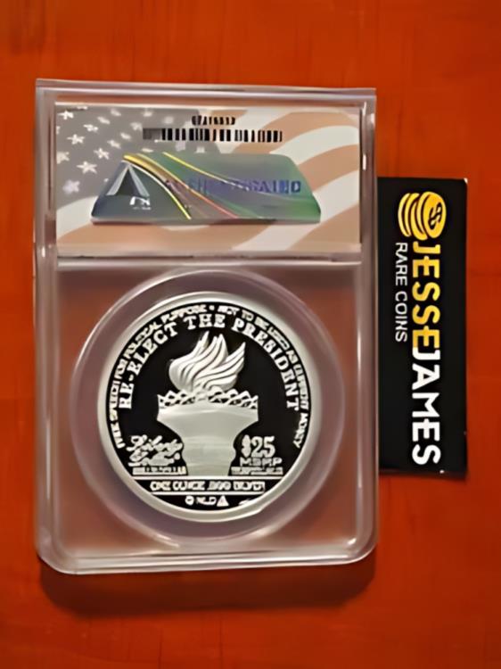 新品　1 トロイ・オズ .999 純銀メダル ドナルド・トランプ　ホワイトハウス 新品 1 トロイ・オズ .999 純銀メダル ドナルド・トランプ ホワイト