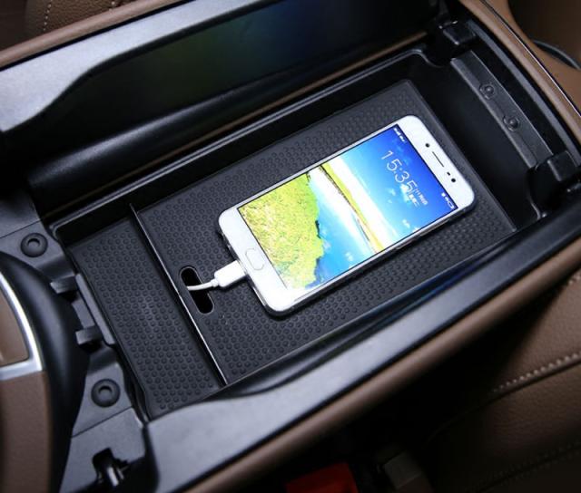 EクラスW213E200 E300 2016 20172018自動車部品用車内アームレスト収納ボックス