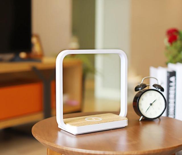 EZVALOデスクテーブルランプスマートホームフォンワイヤレス充電誘導スクエアナイトライト EZVALOデスクテーブルランプスマートホームフォンワイヤレス充電誘導