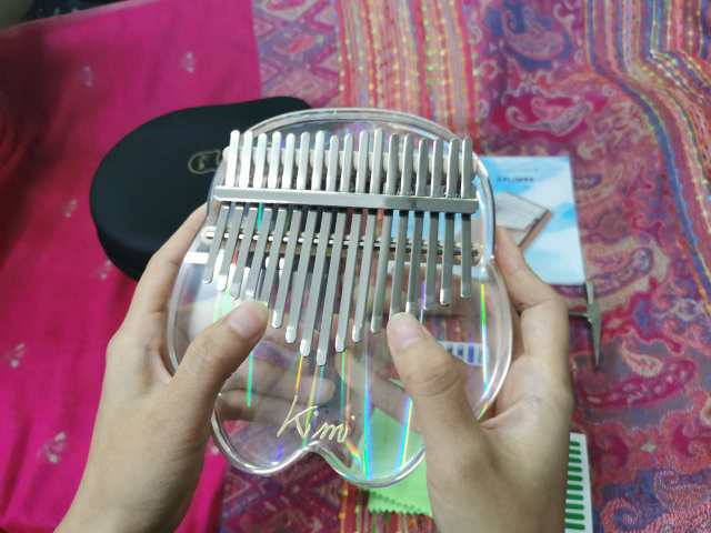 カリンバ 17キー 親指ピアノ Kalimba 透明 アクリル 保護ケース 猫爪