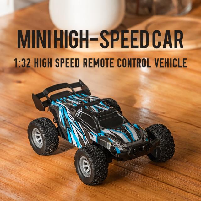 オフロードRCカー Amazon.co.jp: ラジコンカー 1/24 2.4G RCカーRCロッククローラーオフ