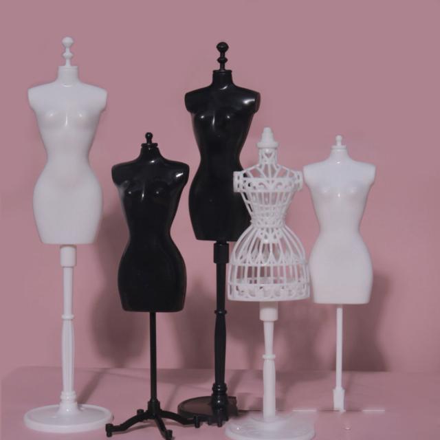 『曰く付き』　ドレス女性人形 71mv6ppWV8L._UF894,1000_QL80_.jpg