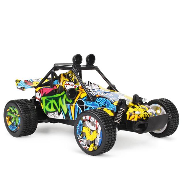 2.4 グラムリモートコントロールドリフトカー 1:20 子供充電式迷彩グラフィティリモートコントロールカーのおもちゃのギフト子供のための ドローン