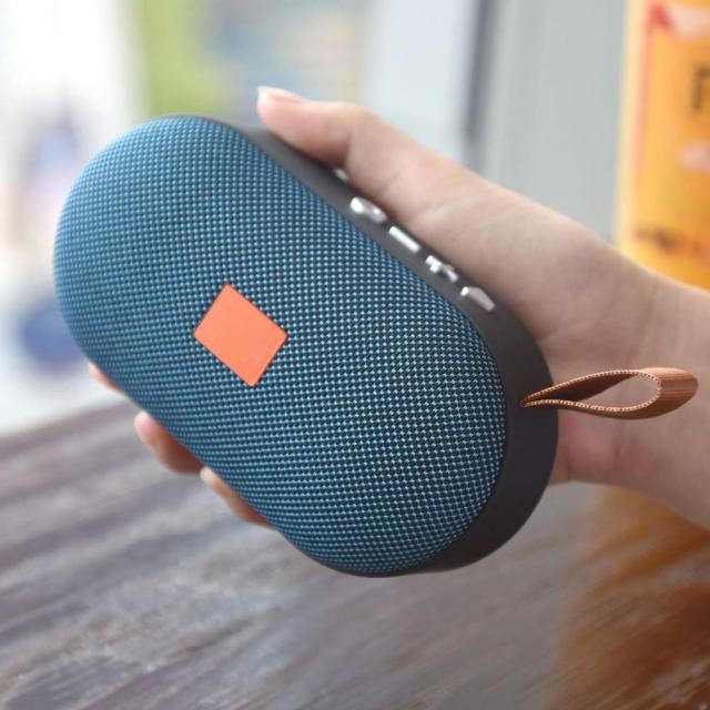 スマートフォンラップトップHdオーディオサブウーファーワイヤレススピーカー用T7ポータブル屋外ワイヤレスBluetooth互換4.2Tfスピーカー ポータブルラジオ