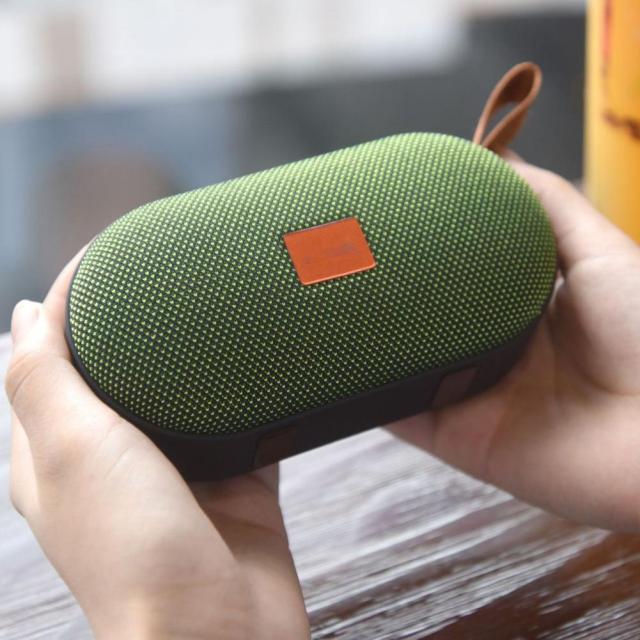 スマートフォンラップトップHdオーディオサブウーファーワイヤレススピーカー用T7ポータブル屋外ワイヤレスBluetooth互換4.2Tfスピーカー ポータブルラジオ