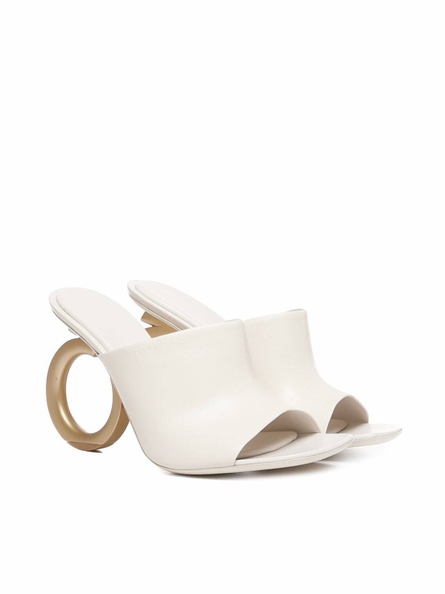 FERRAGAMO フェラガモ White サンダル レディース 秋冬2023 01F952