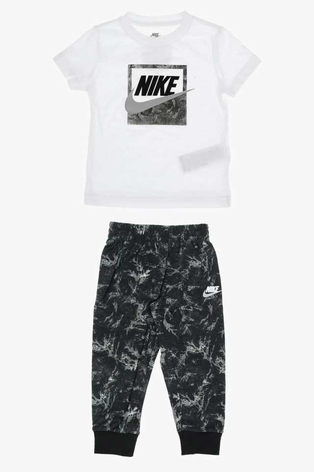 NIKE KIDS ナイキ オールインワン 86J520-023 ボーイズ LOGO PRINTED JOGGERS AND T-SHIRT SET  【関税・送料無料】【ラッピング無料】 dk｜au PAY マーケット