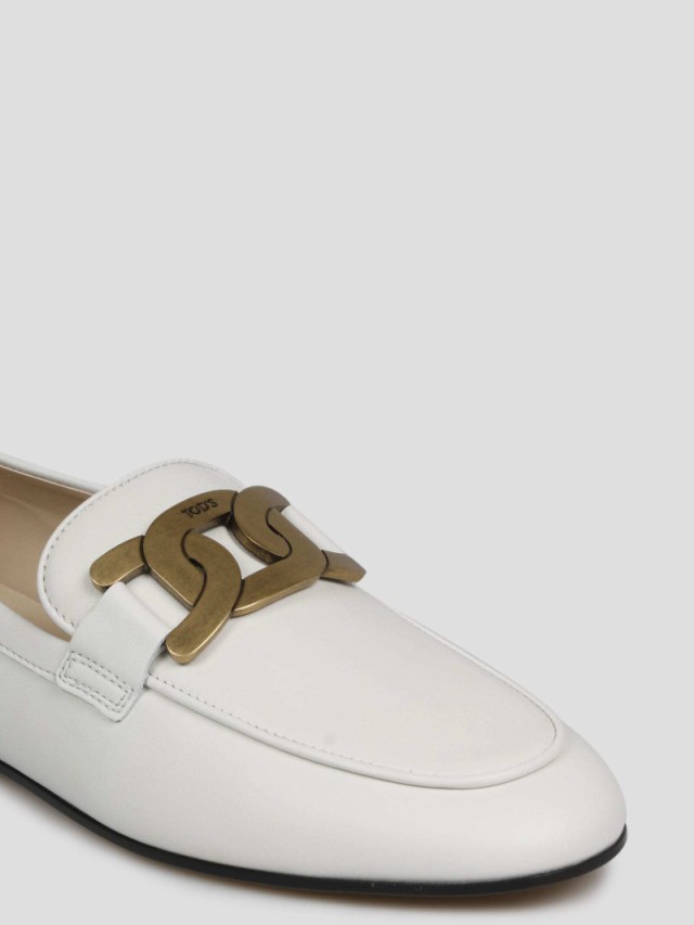 TODS トッズ ホワイト White フラットシューズ レディース 春夏2023