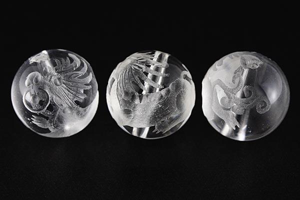 u*t様 ☆送料無料☆ 翡翠の植物と魚の彫刻 ミャンマー産翡翠 『葡萄』 彫刻置き飾り/jad-08 ミャンマー産