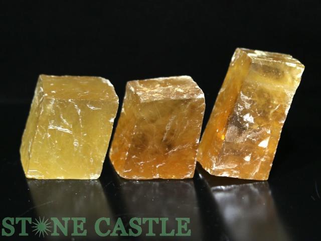 ☆一点物☆【原石】ゴールデンカルサイト (3個セット) No.80 天然石 パワーストーンの通販は 6,880円