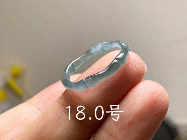 L14-137 高氷種 竹節 リング 高級感 氷灰青 18.0号 グアテマラ産 A貨 本翡翠 くりぬき 黒翡翠