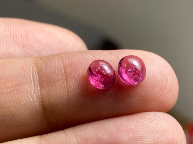 RS11-131 非加熱 ホットピンク スピネル ミャンマー産 ルース